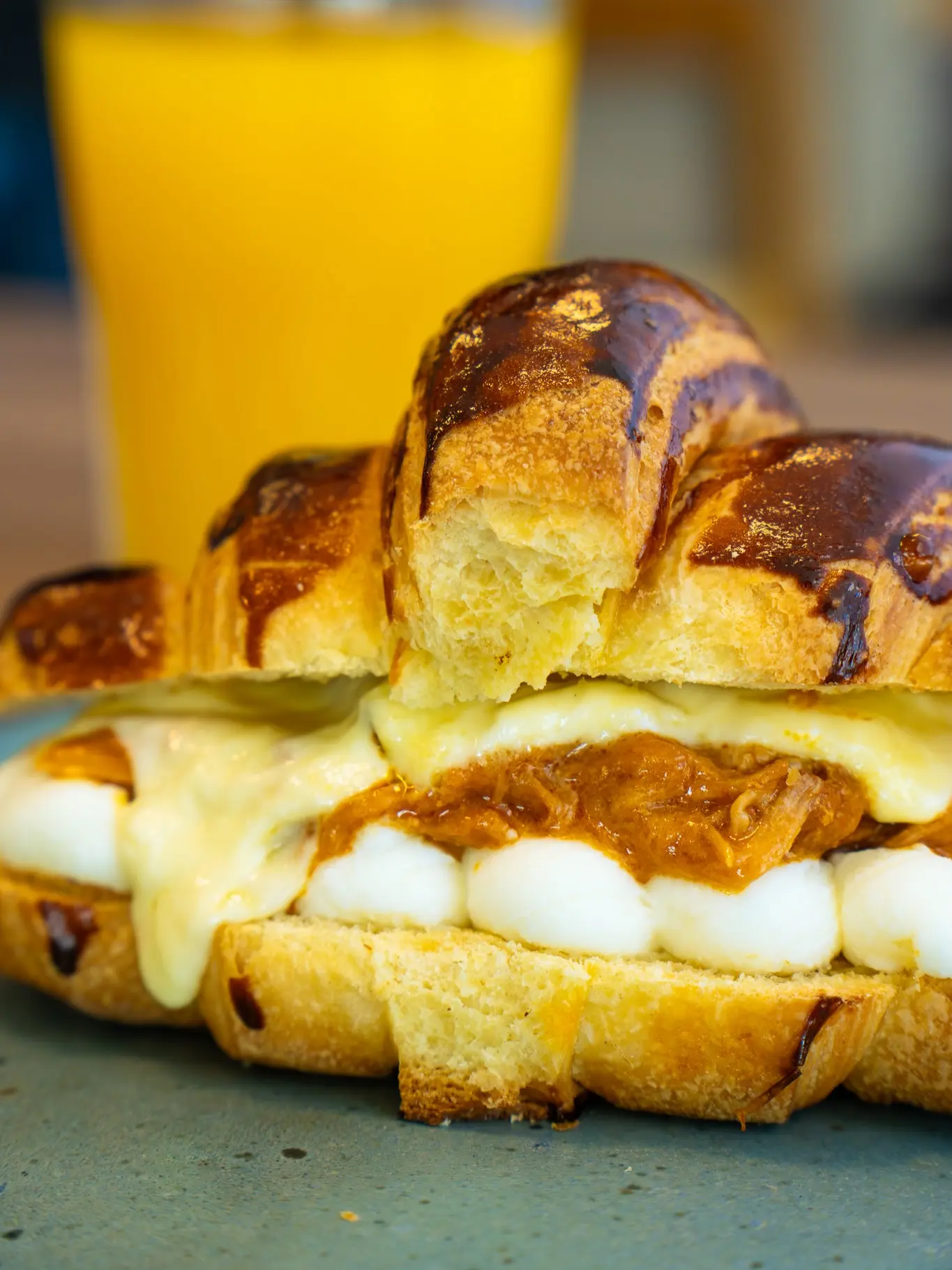 Croissant com Costela na Pani Sagrada Família