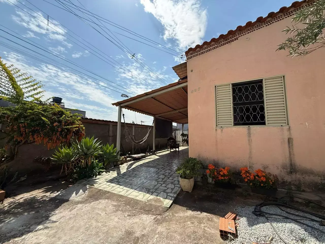 Casa 3 quartos à venda no Conjunto Habitacional Jadir Marinho