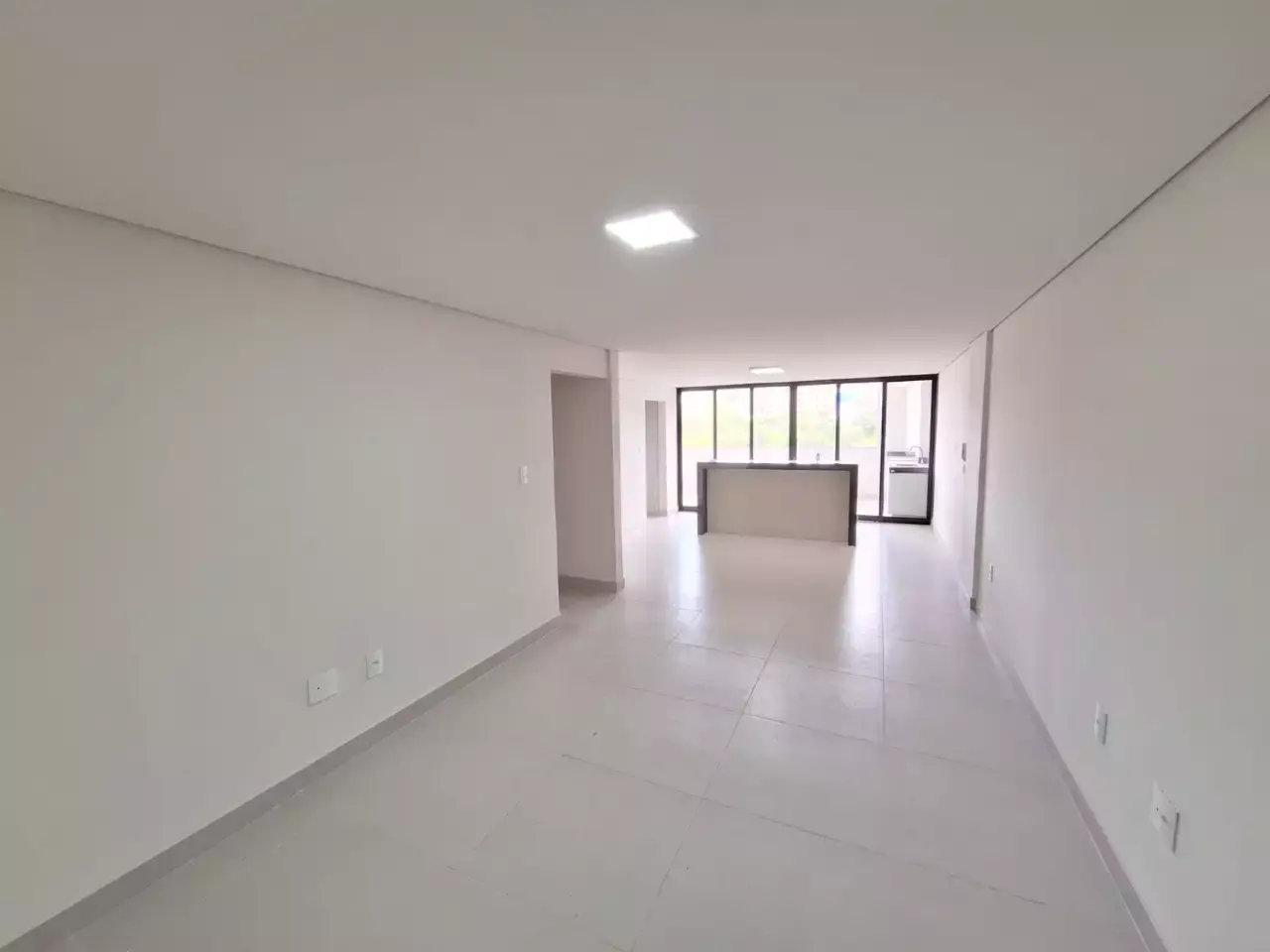 Apartamento para alugar, 3 quartos, 1 suíte, 2 vagas — Cerqueira Lima