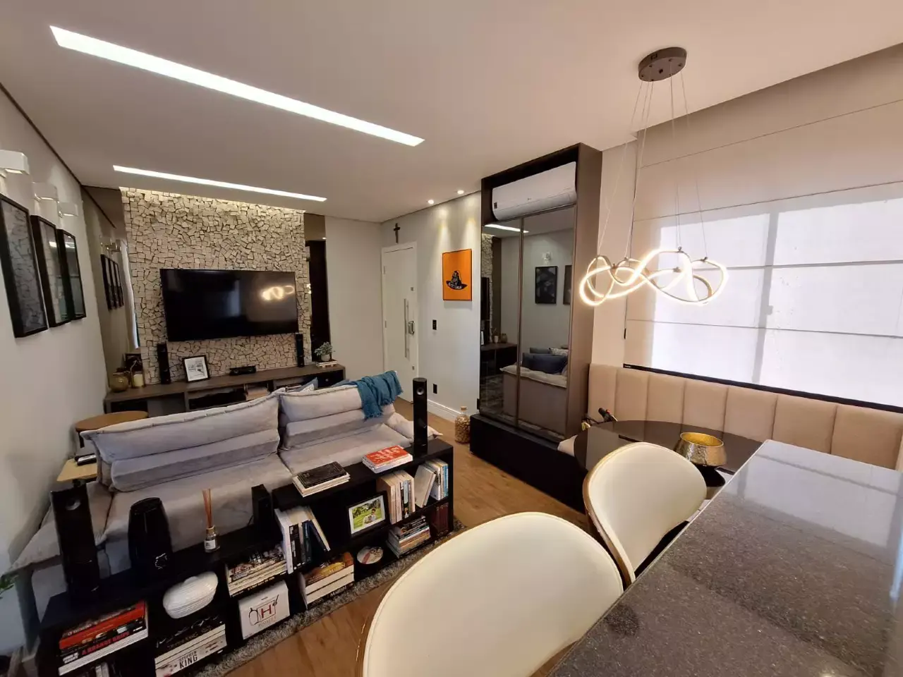 Excelente Apartamento Mobiliado 2 quartos para alugar no Olímpio Moreira