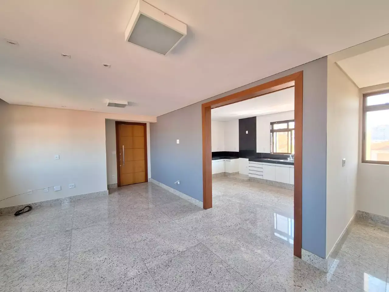 Excelente Apartamento 3 quartos para alugar no Cerqueira Lima