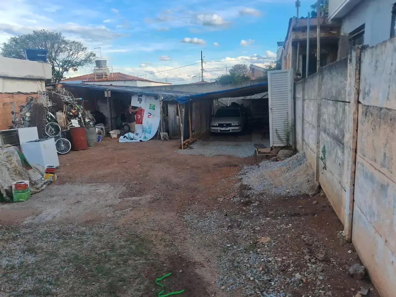 Lote à venda em Itaúna (Lourdes) – 300 m², uso residencial/comercial