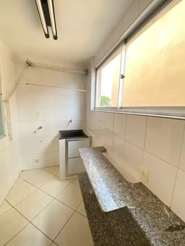 Apartamento para alugar, 2 quartos com suíte, 1 vaga – Graças