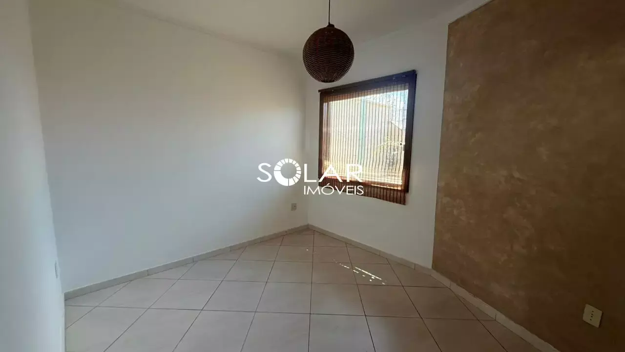 Imóvel à venda no Residencial Santanense — 3 quartos e piscina