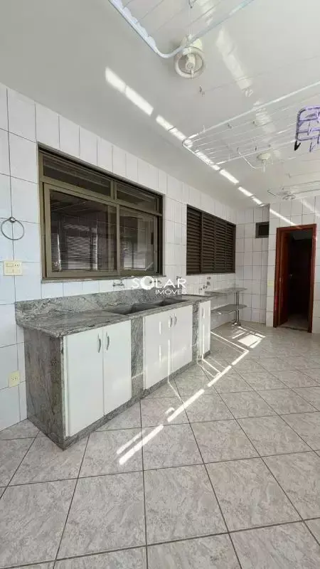 Apartamento amplo e sofisticado à venda — 3 quartos, 149 m² no Graças