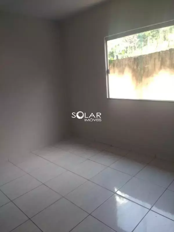 Casa para alugar no bairro Tropical, com 3 quartos