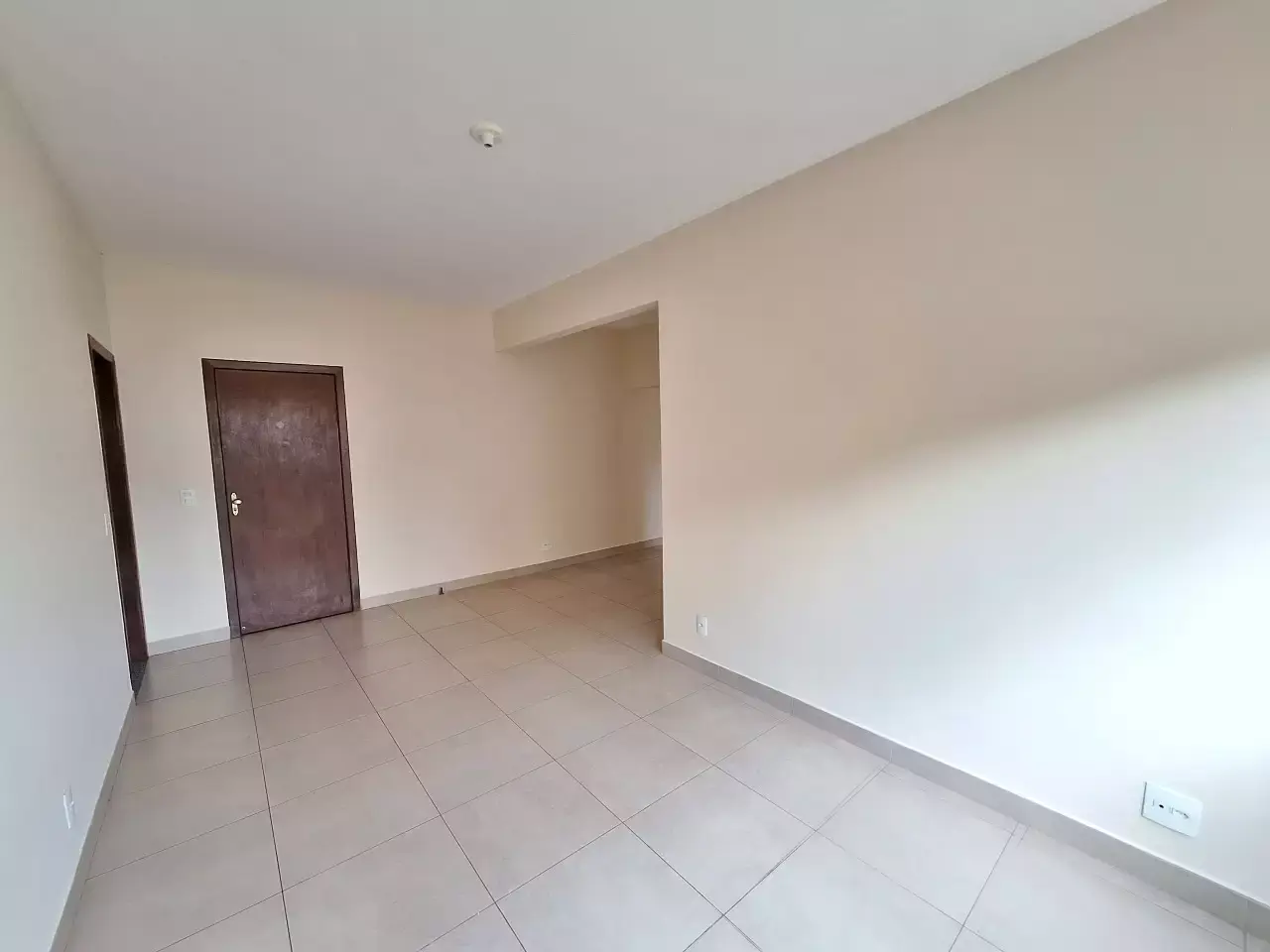 Apartamento 3 quartos, 1 suíte, para alugar no Centro