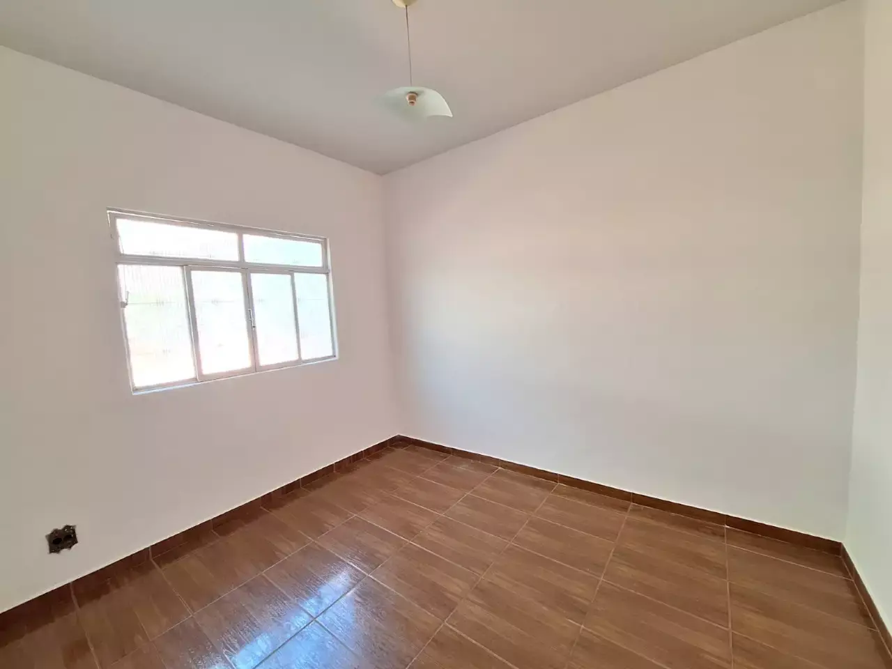 CASA para aluguel, 3 quartos, 1 vaga, Residencial Morro do Sol