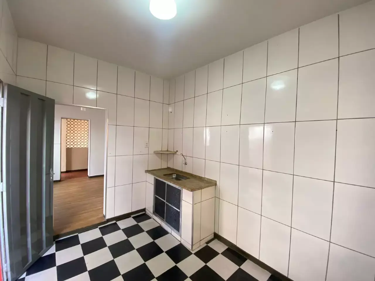 Casa para alugar, 3 quartos, 1 suíte, 2 vagas – Santanense