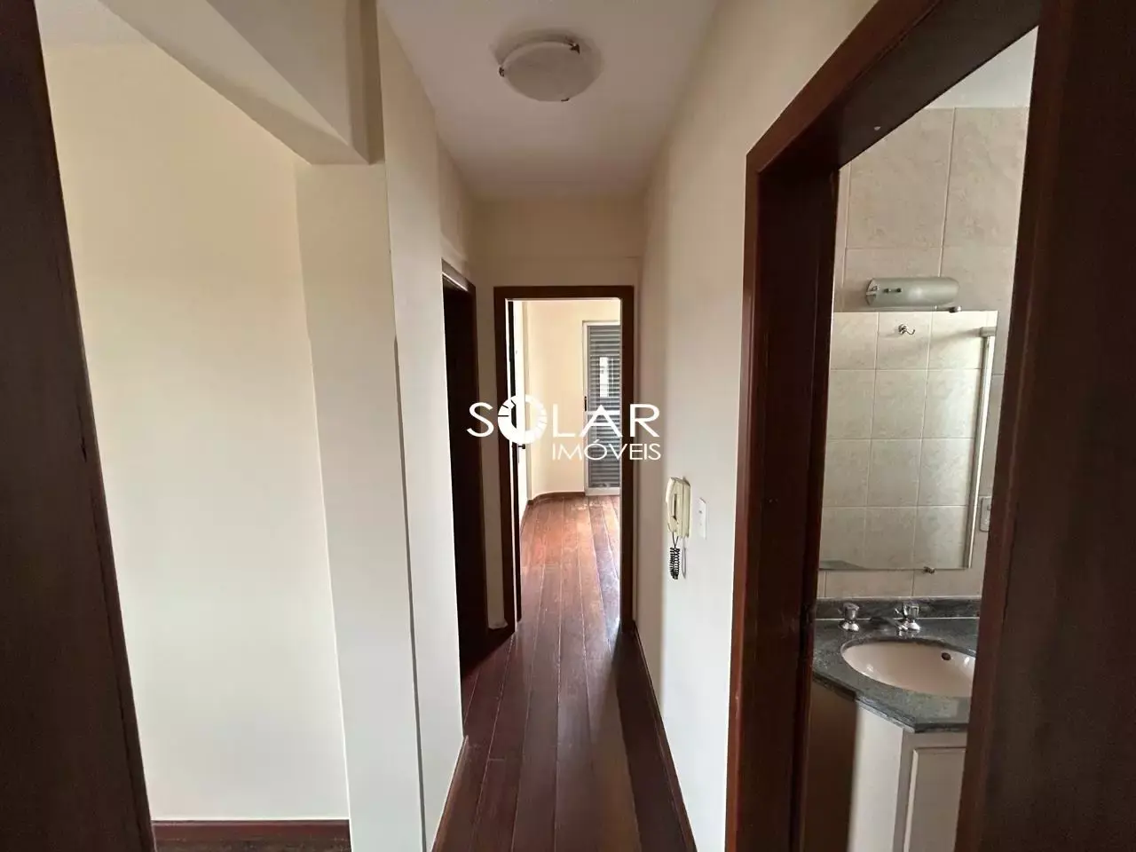 OPORTUNIDADE PARA LOCAÇÃO NO CENTRO!!! — Apartamento 3 quartos