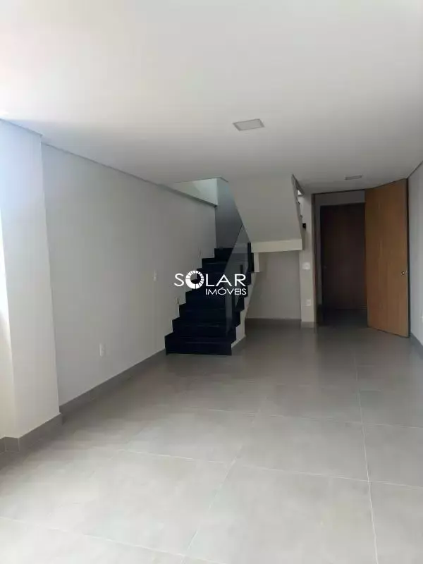 Cobertura à venda no Nogueirinha — 3 quartos, 187 m²