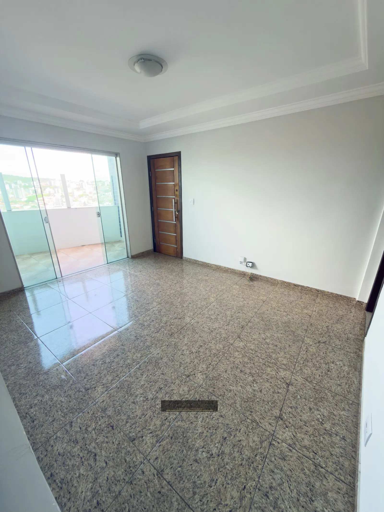 Apartamento 3 quartos com área gourmet à venda no Centro