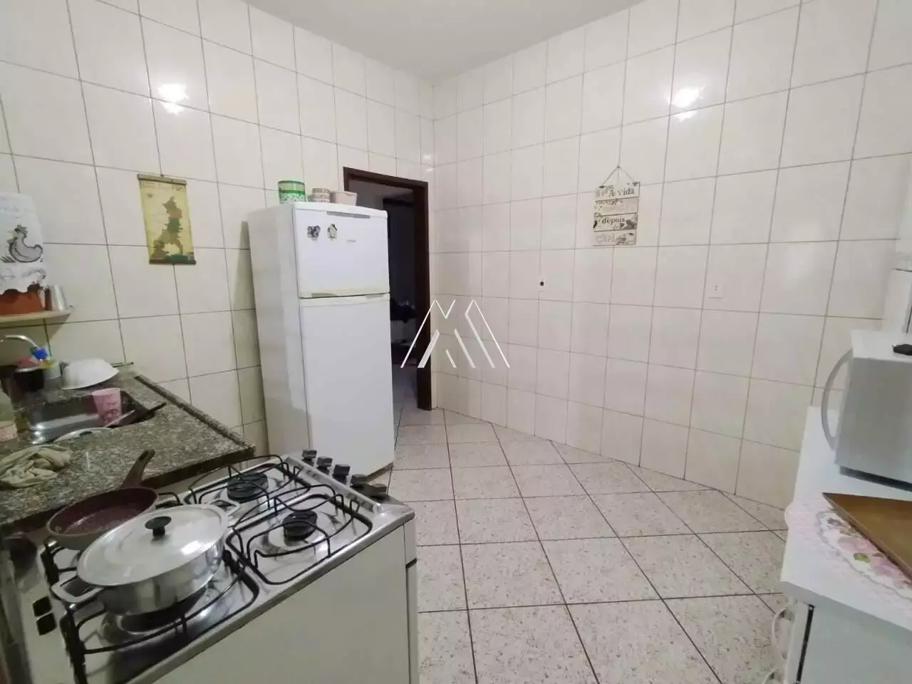 Vendo casa no Morro do Sol com quintal amplo planejados na cozinha!