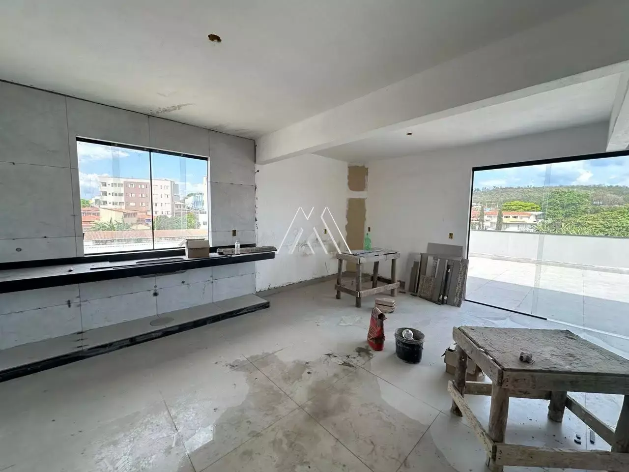 Apartamento com cobertura duplex à venda no Bairro Graças
