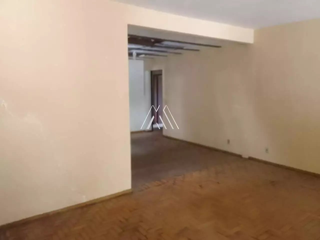 Casa 6 quartos à venda no Centro, com ponto comercial