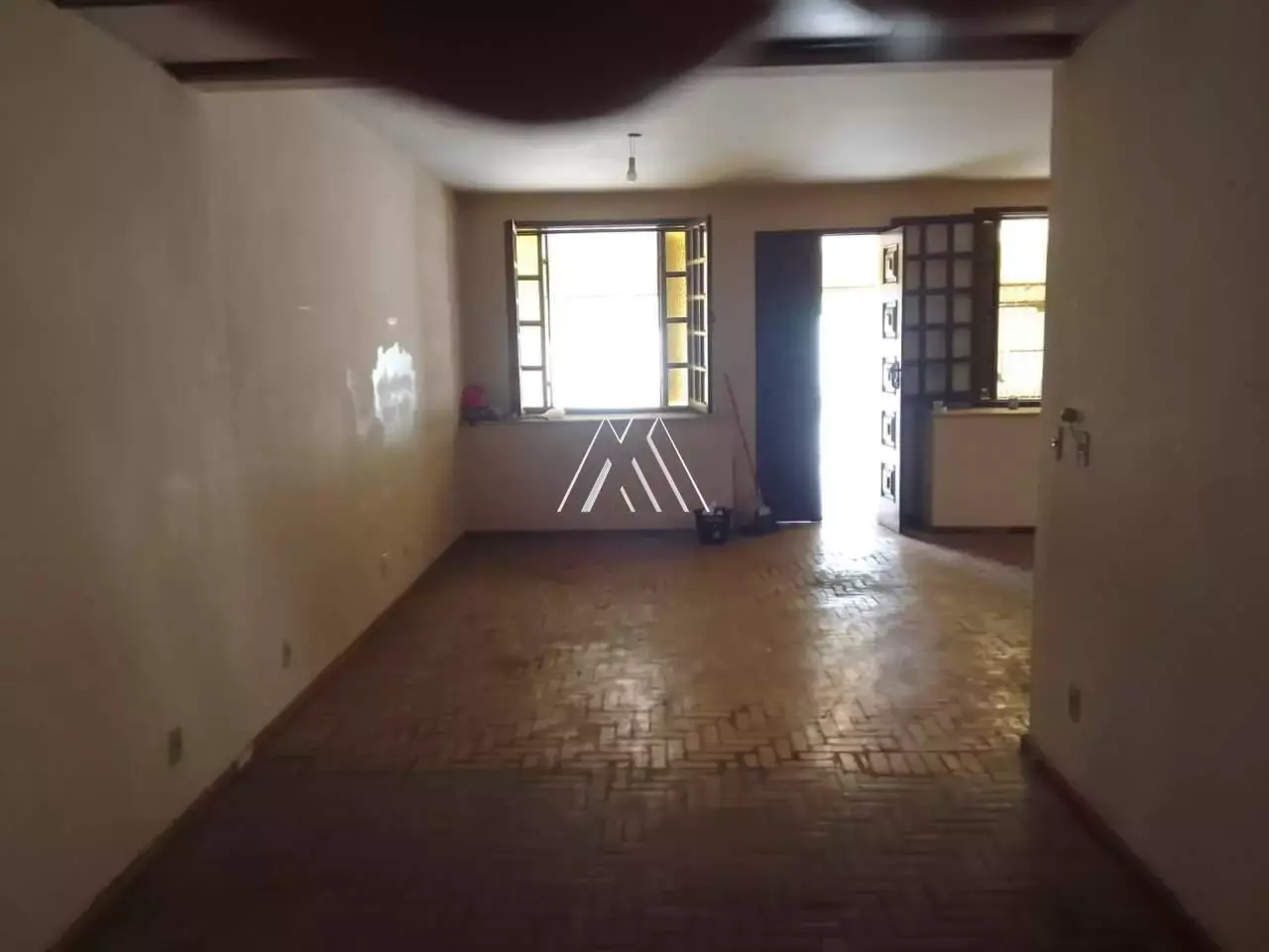 Casa 6 quartos à venda no Centro, com ponto comercial