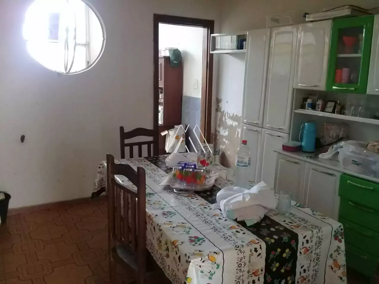 Vendo casa em Itaúna em excelente localização!