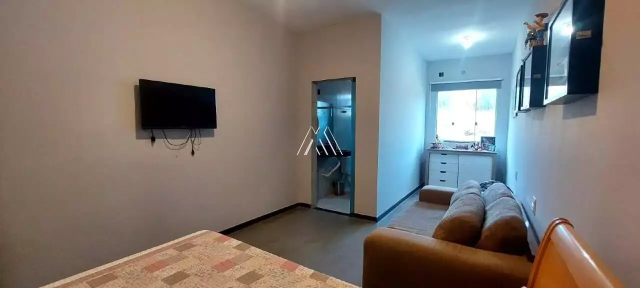 Vendo chácara em Itaúna em excelente localização!