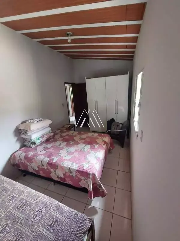 Vendo sítio em Itaúna com excelente localização! — 10,9 ha, Córrego do Soldado
