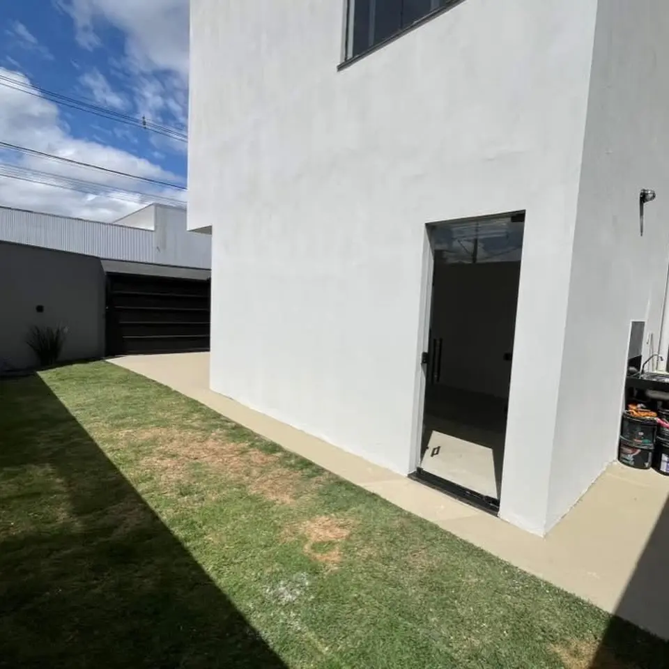 Casa na planta 3 quartos no Bairro Sion