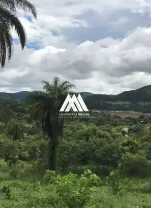 Vendo chácara em Itaúna em excelente localização!