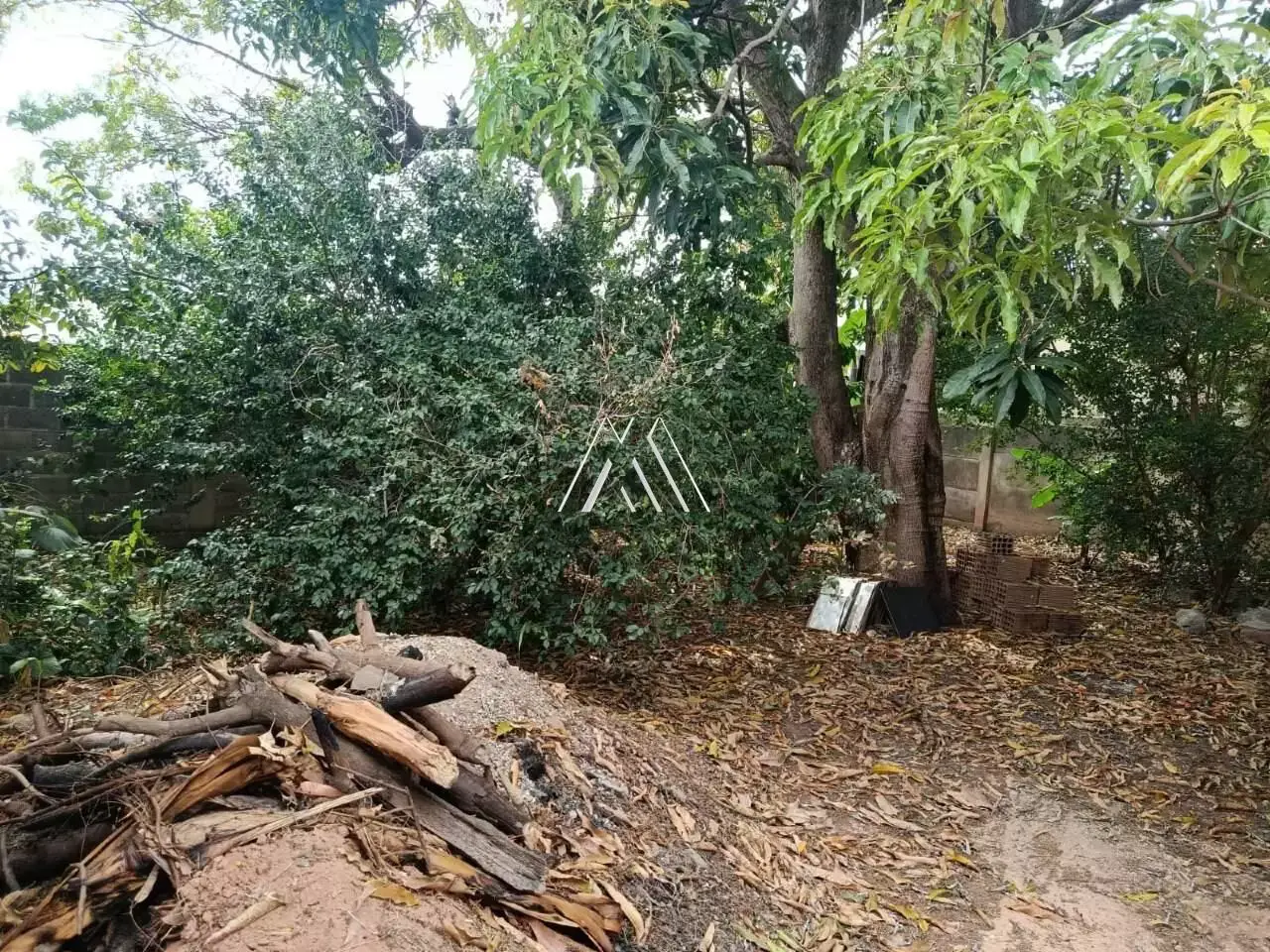 Lote 300 m² à venda no Residencial Morro do Sol