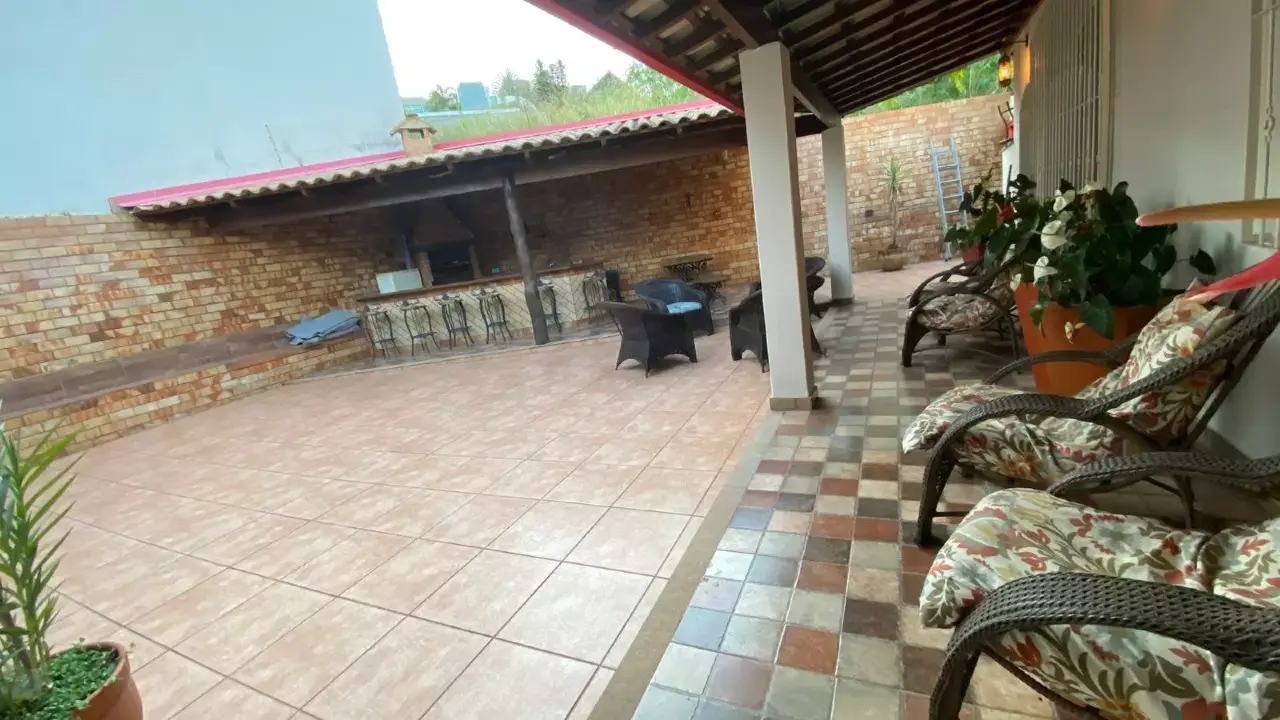 Casa no Belvedere com área gourmet e localização segura