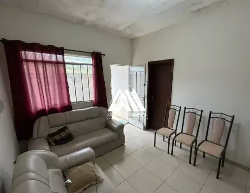 Vendo chácara em Itaúna em excelente localização!