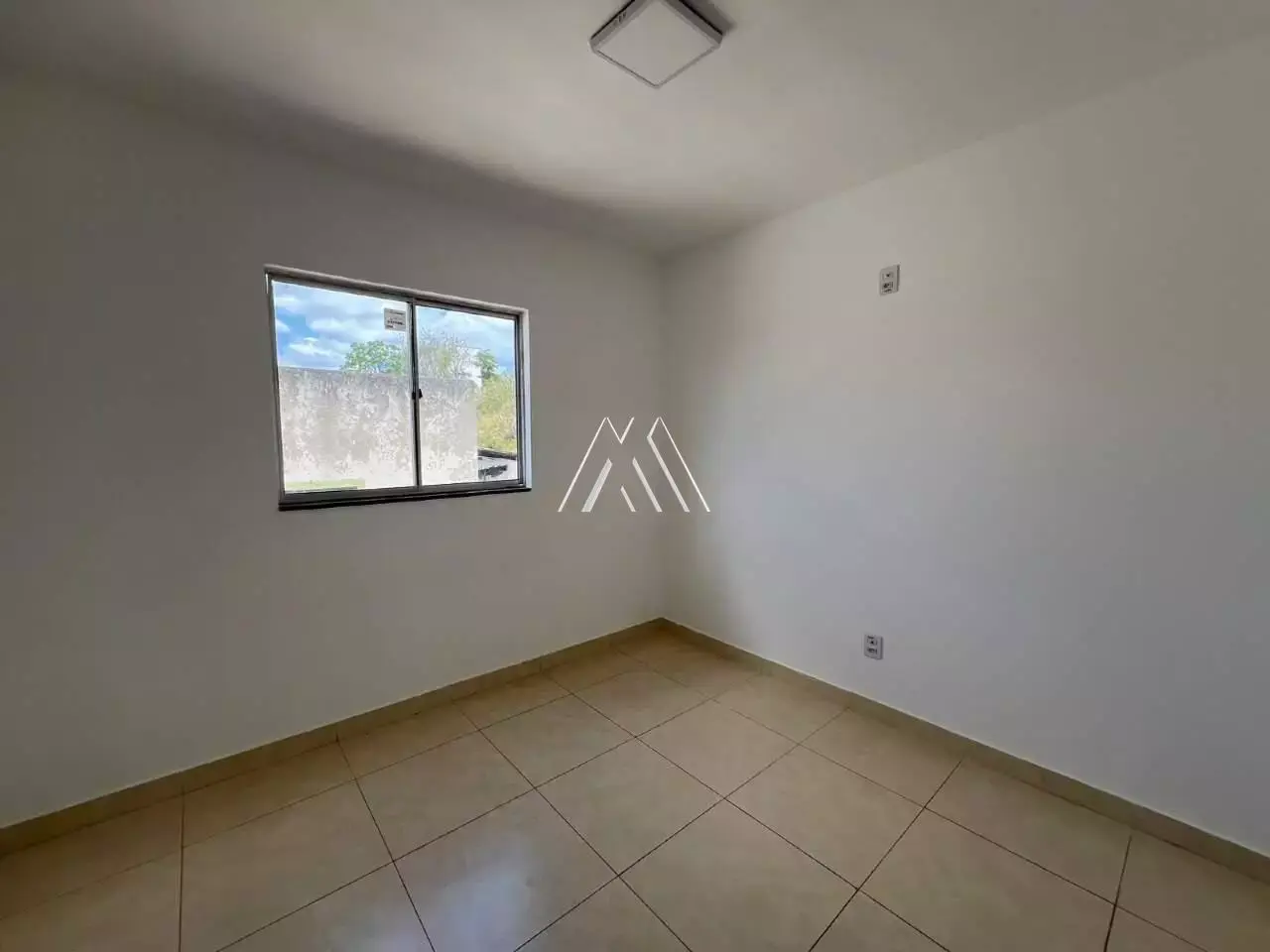 Vendo apartamento com 02 quartos no Itaunense
