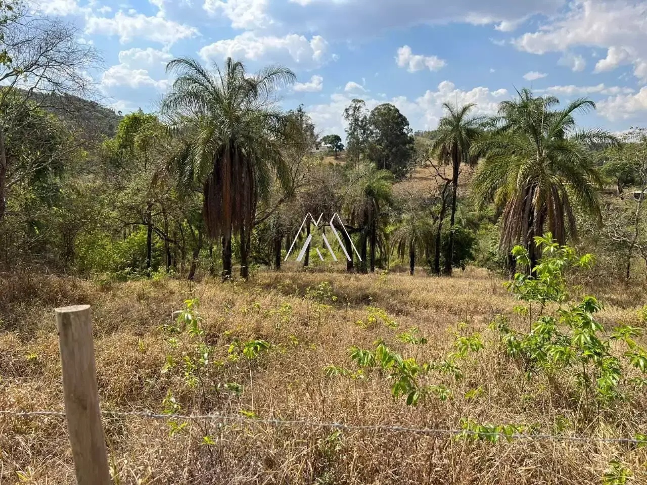 Vendo chácara com 1.000m² no Paraíso dos Coqueiros