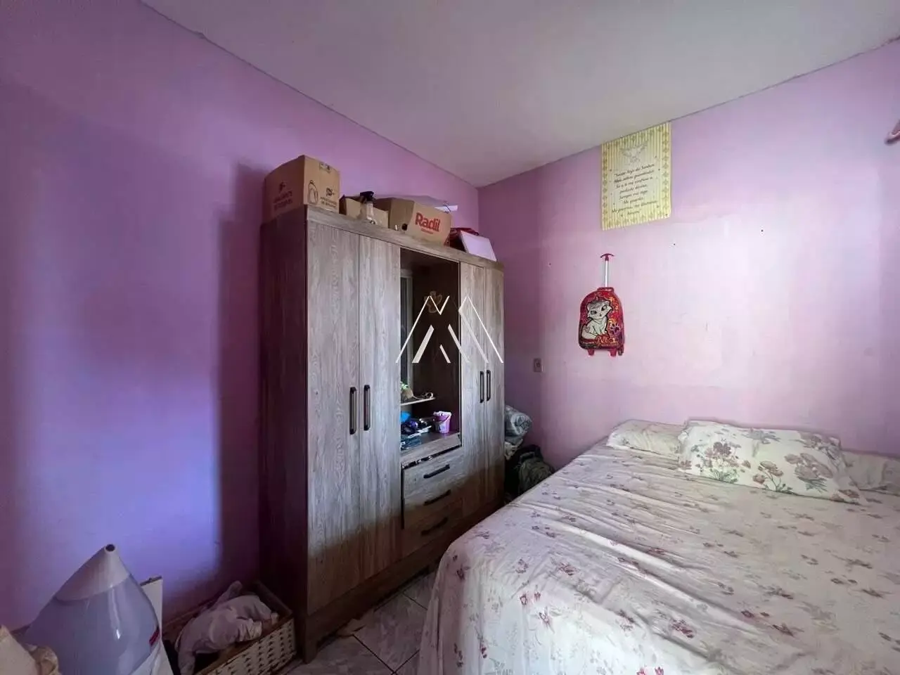 Vendo casa com 02 quartos no Aeroporto