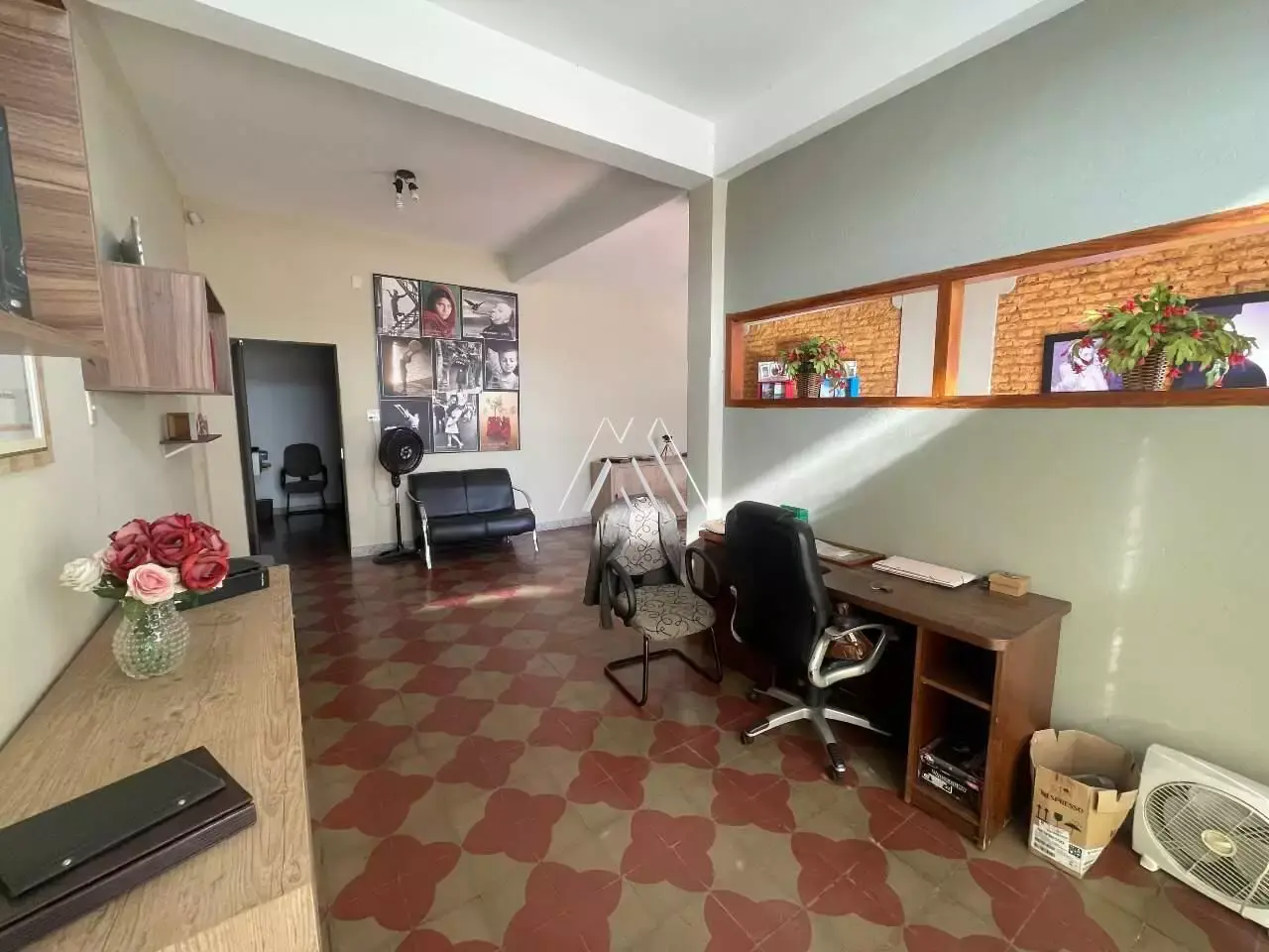 Vendo loja comercial em Itaúna com excelente localização!
