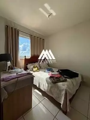 Vendo casa em Itaúna com excelente localização!