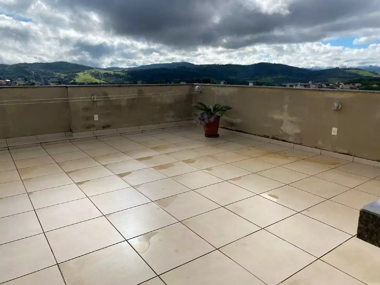 IMÓVEL PARA VENDA - MORRO DO SOL - ITAÚNA MG — Cobertura 3 quartos