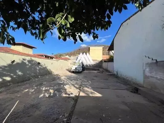 Vendo lote com 300 m² no Residencial Morro do Sol