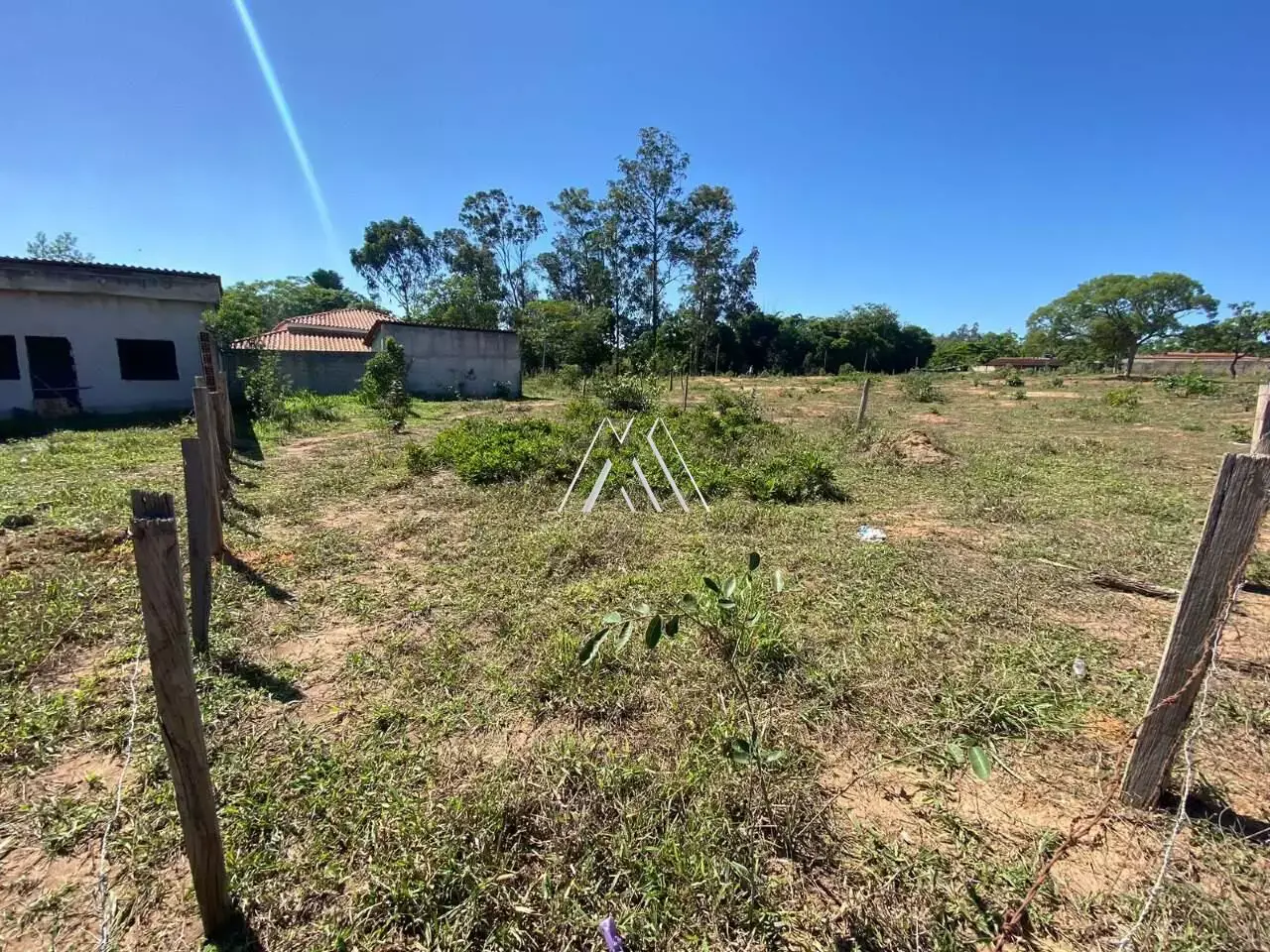 Vendo terreno comercial em Itaúna com ótima localização! — 300 m² no Brejo Alegre