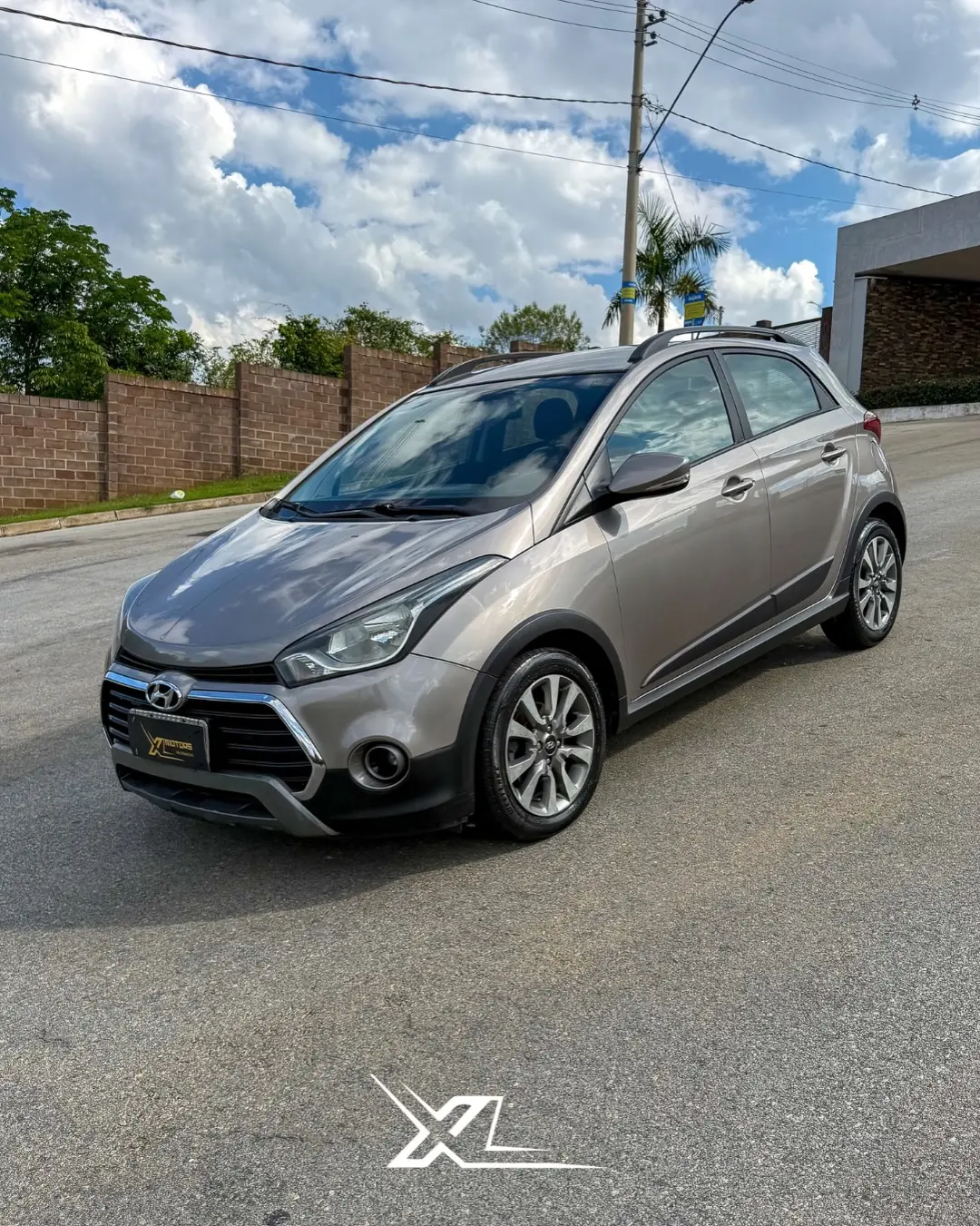 Hyundai HB20X Premium 2017 automático — 144 mil km