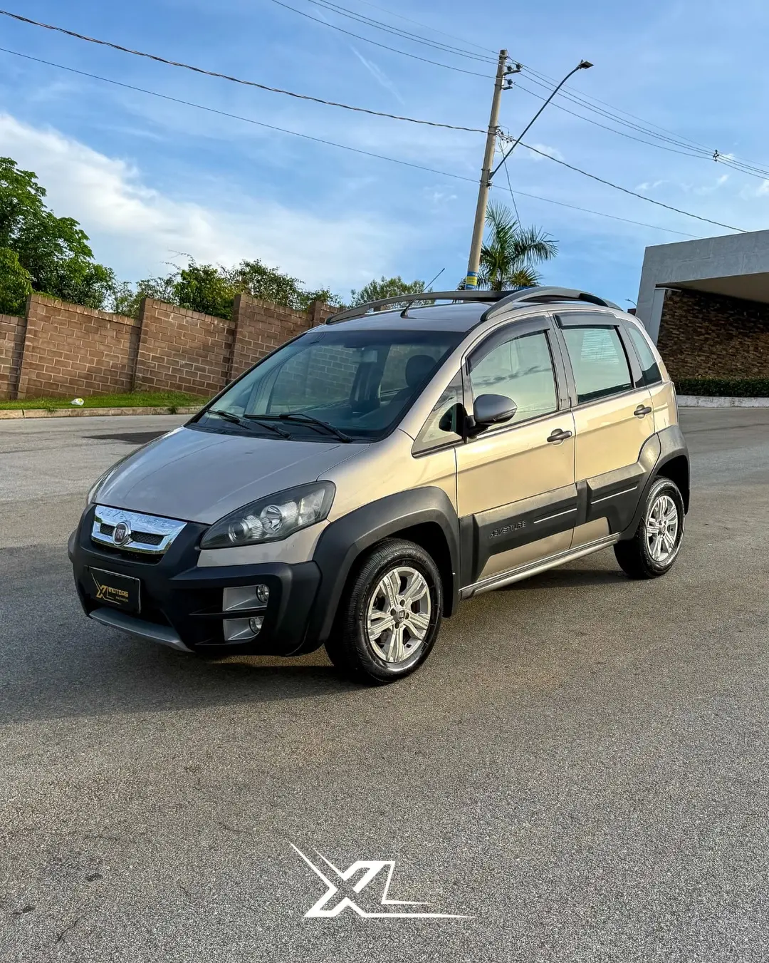 Fiat Idea Adventure 1.8 2011/2012 — 140 mil km