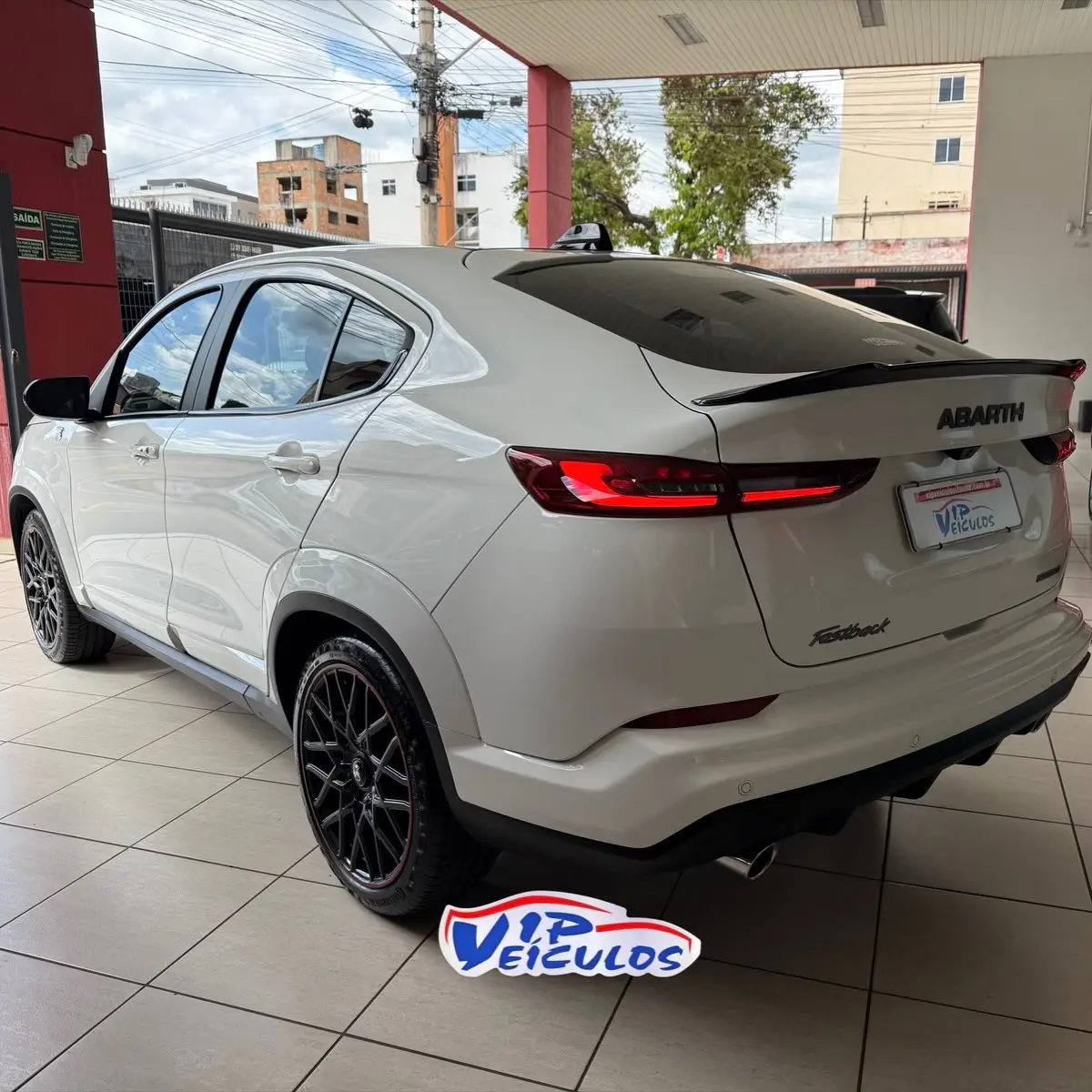 Fiat Fastback Abarth T270 1.3 Turbo 2024/2025 — 29 mil km