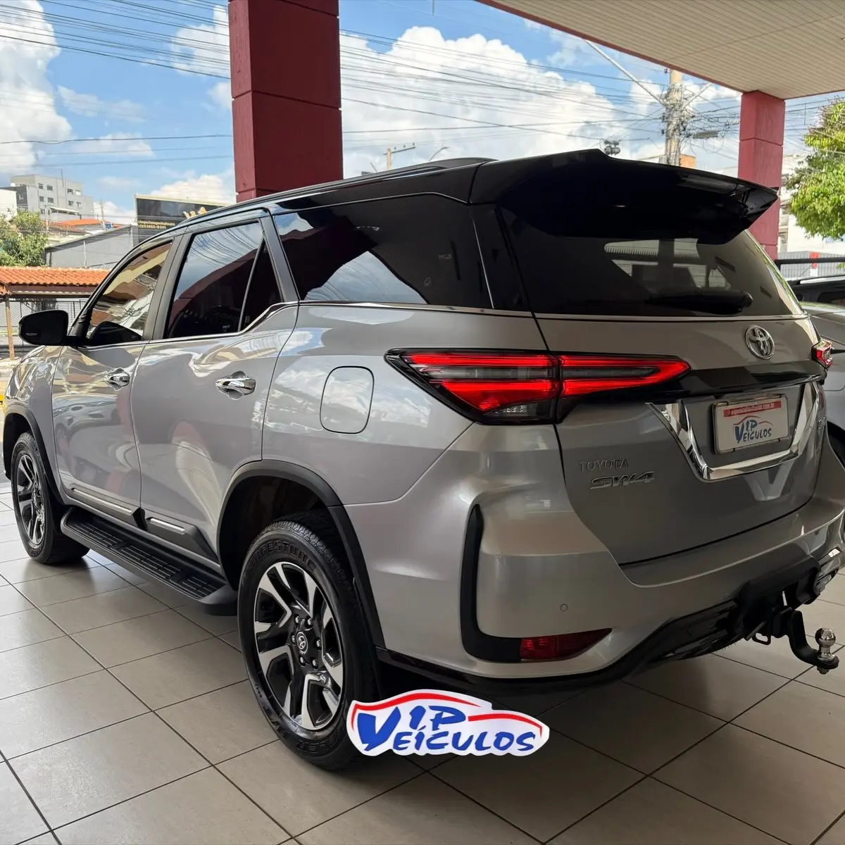 Toyota Hilux SW4 Diamond 2025 4x4 Diesel 7 lugares