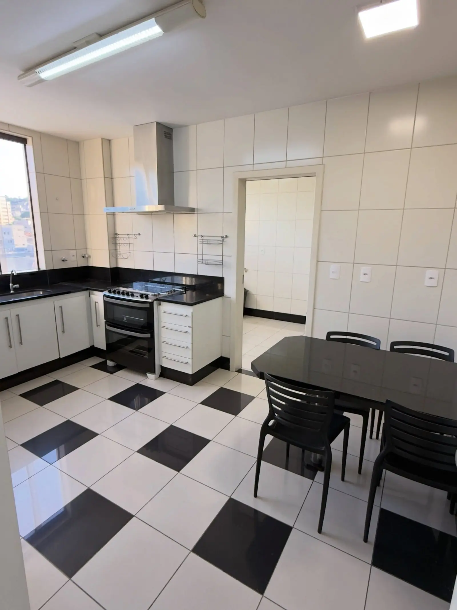 Apartamento 3 quartos com suíte na Prainha