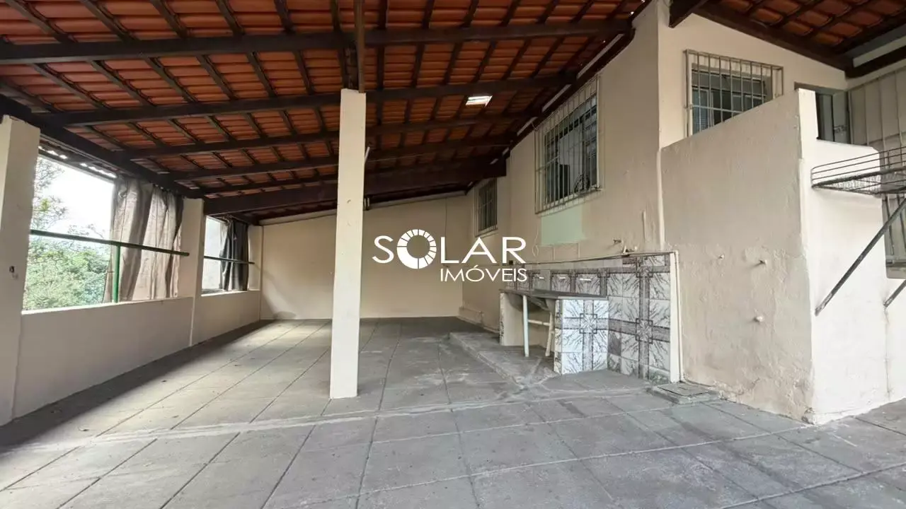 Casa para aluguel no bairro Santanense — 3 quartos