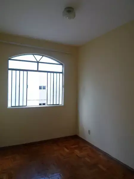 Apartamento para aluguel no bairro Centro, em Itaúna