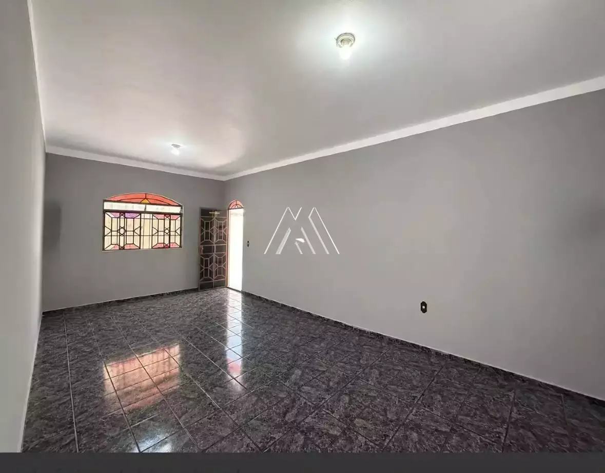 Casa residencial à venda no Parque Jardim Santanense