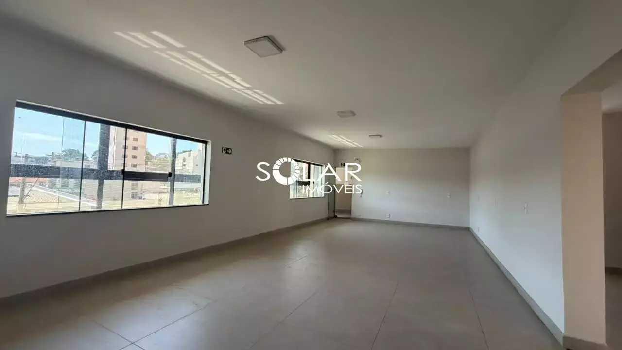 ANDAR CORRIDO COMERCIAL COM 97,82 m² AVENIDA JOVE SOARES — para alugar nas Graças