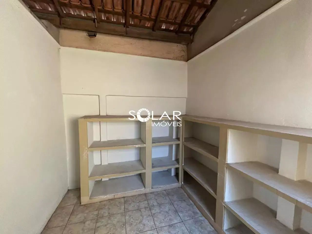 Casa para aluguel no bairro Vila Tavares