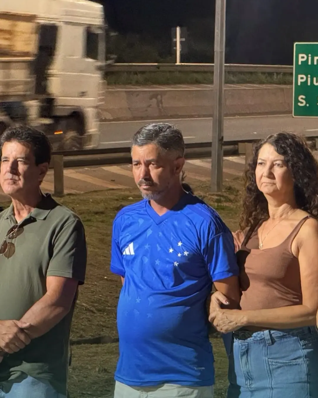 Trevo do Silva Jardim recebe iluminação após 14 anos