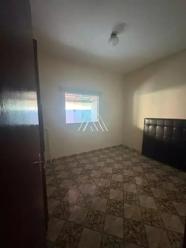Casa à venda no Parque Jardim Santanense — 3 quartos, 390 m²