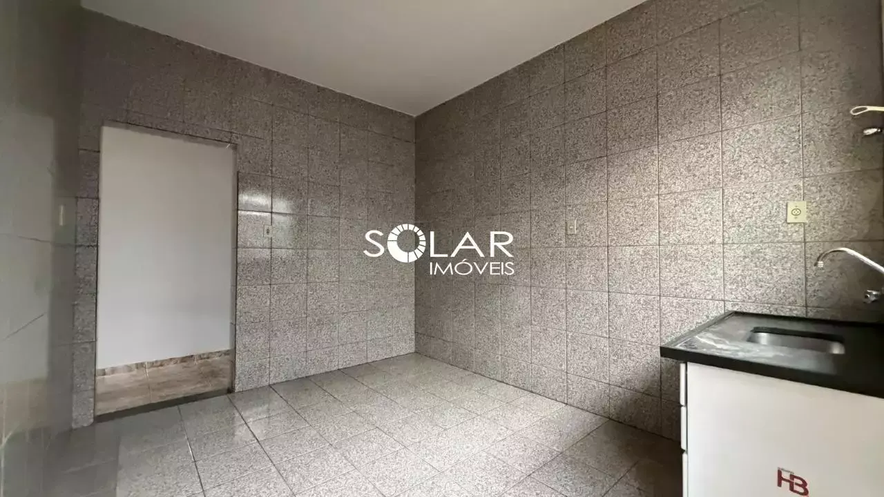 Casa 2 quartos para aluguel na Lourdes