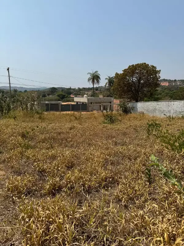 Lote à venda no Recanto dos Pássaros